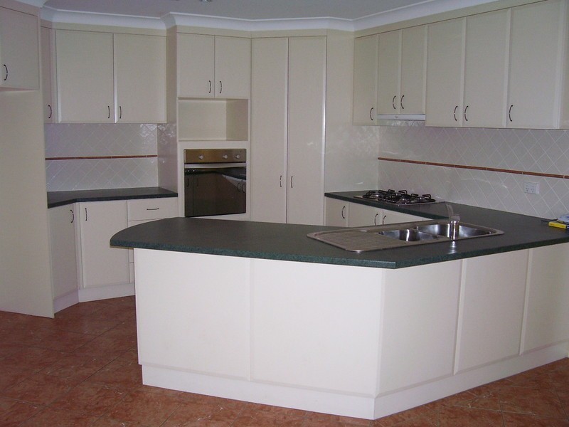 4 Alder Avenue, Parkes NSW 2870