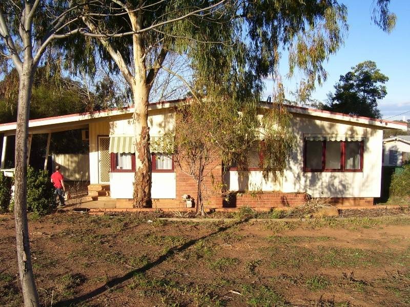 1 Jones, Parkes NSW 2870