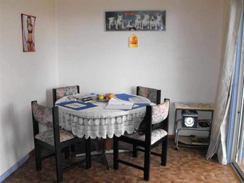 1 Jones, Parkes NSW 2870