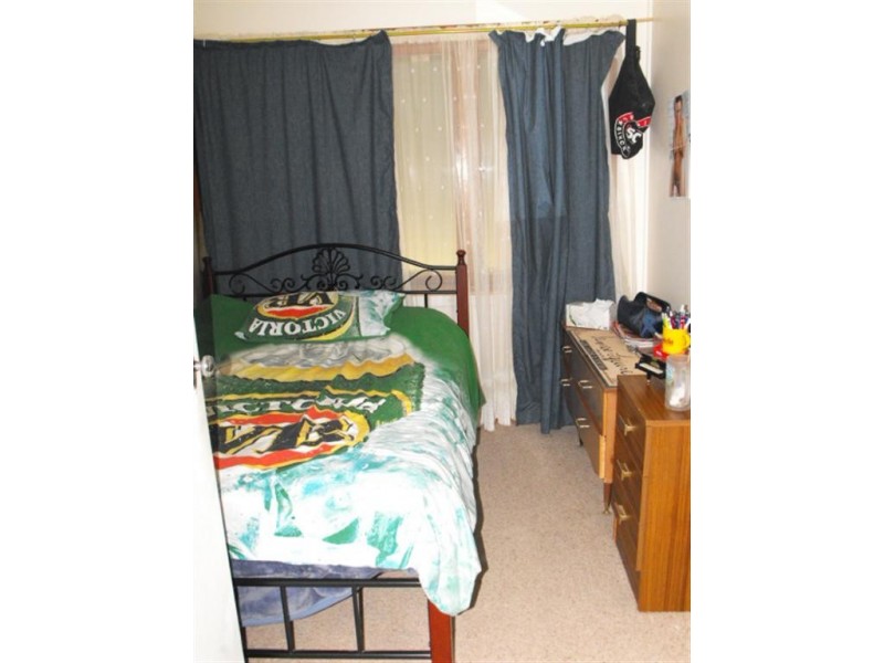 1 Jones, Parkes NSW 2870