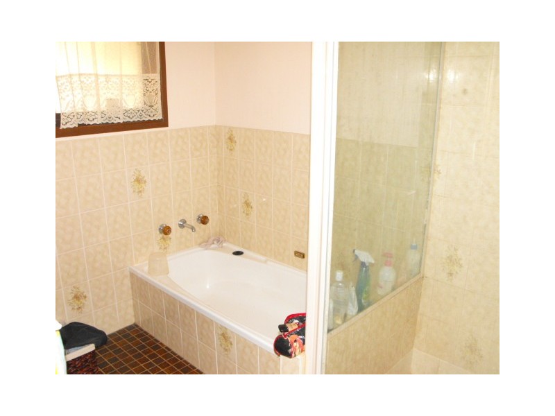 9 Want Street, Parkes NSW 2870