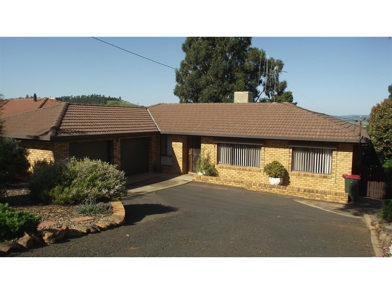 7 Panorama Crescent, Parkes NSW 2870