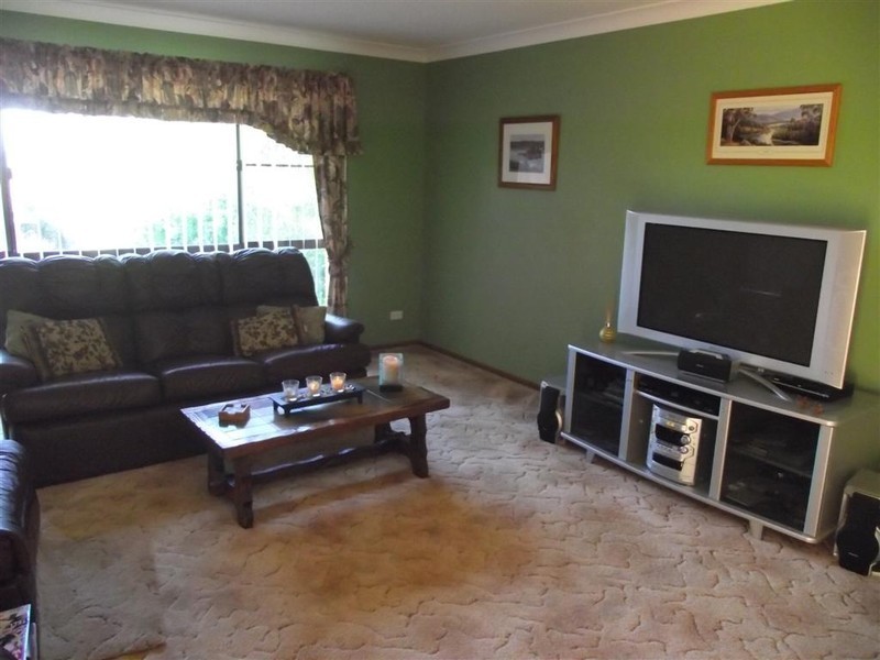 7 Panorama Crescent, Parkes NSW 2870