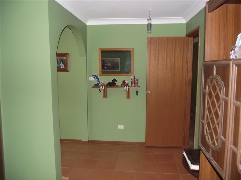 7 Panorama Crescent, Parkes NSW 2870