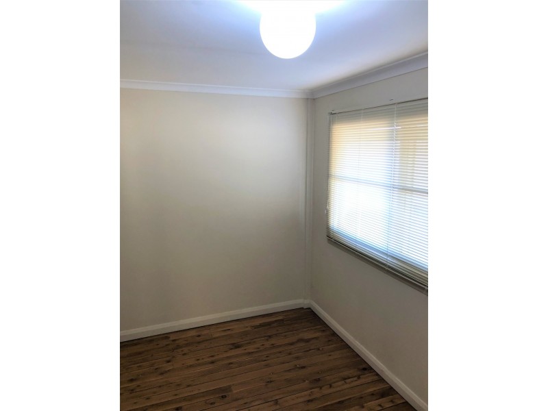 103 Boori Street, Peak Hill NSW 2869