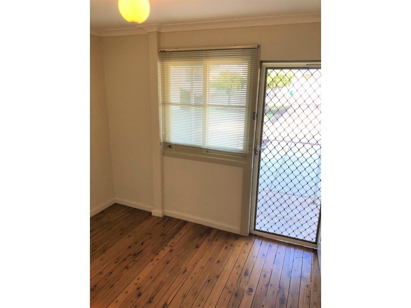 103 Boori Street, Peak Hill NSW 2869