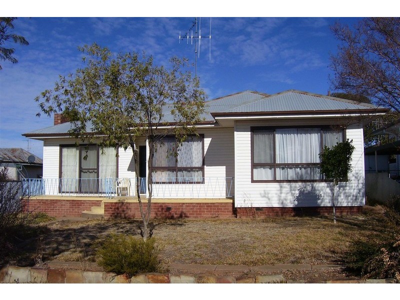 3 Hooley, Parkes NSW 2870