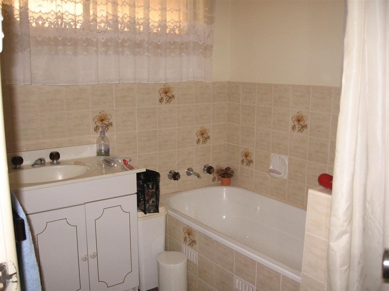 110 Warrah Street, Peak Hill NSW 2869