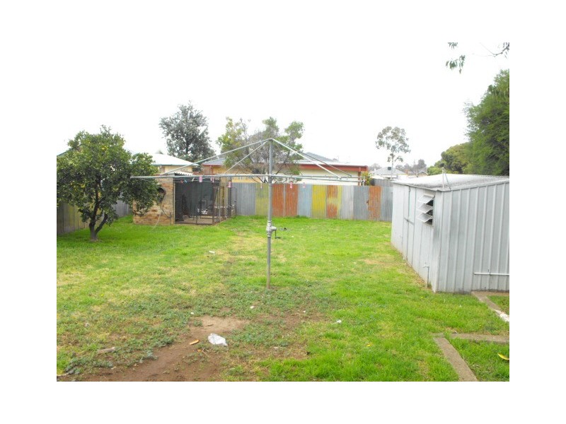 77 Dalton Street, Parkes NSW 2870