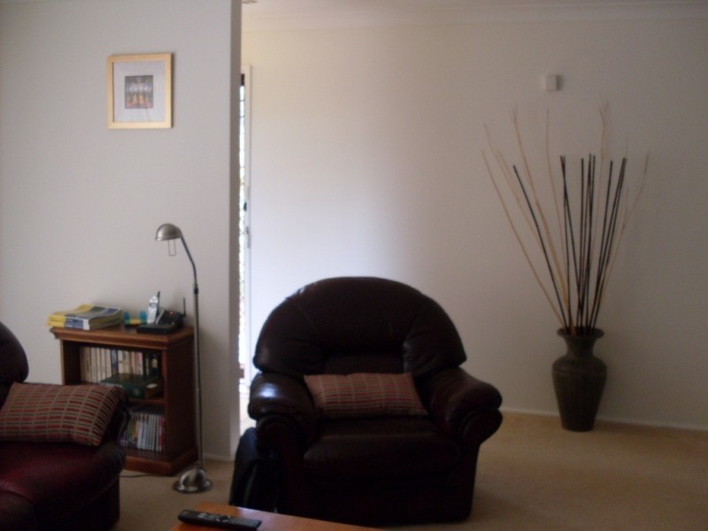 7 Evans Parade, Parkes NSW 2870