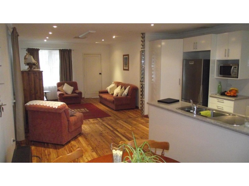 27 Want street, Parkes NSW 2870