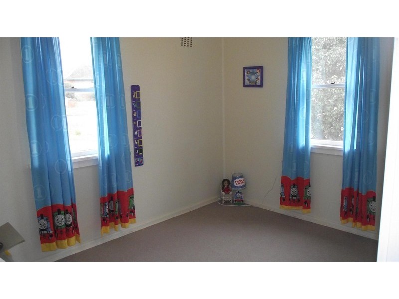 27 Want street, Parkes NSW 2870