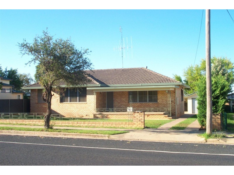 53 Dalton, Parkes NSW 2870