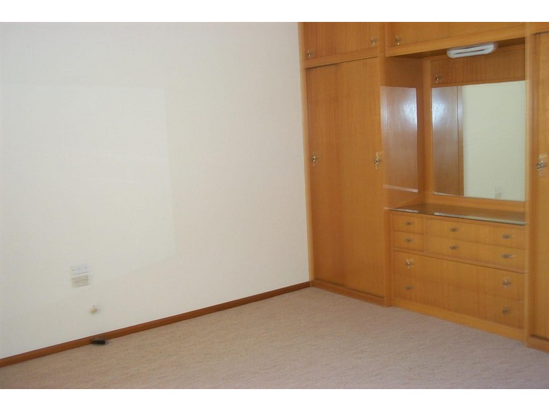 53 Dalton, Parkes NSW 2870