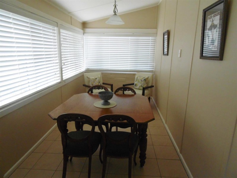 16 Forster Street, Parkes NSW 2870