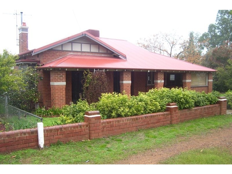 27 Cecile Street, Parkes NSW 2870