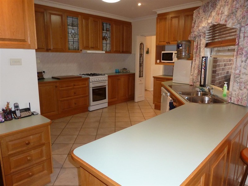 3 Flinders street, Parkes NSW 2870
