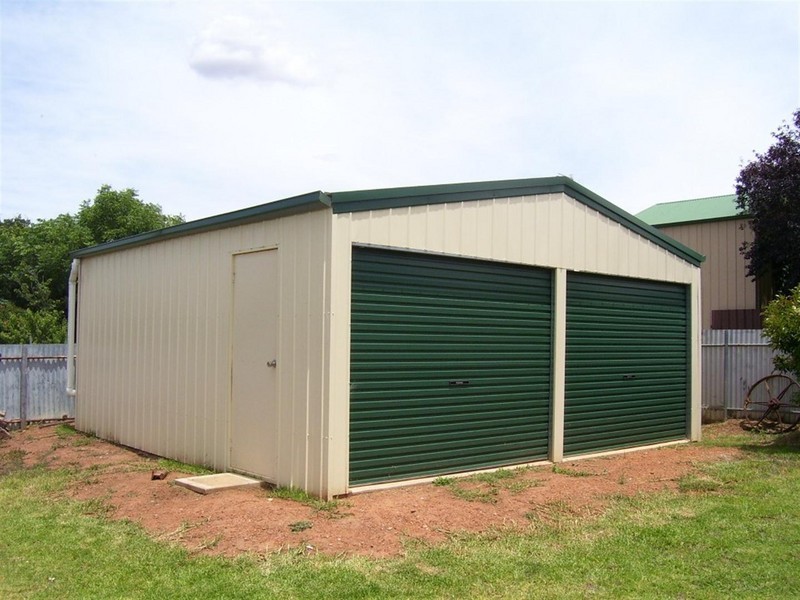 24 Pearce Street, Parkes NSW 2870