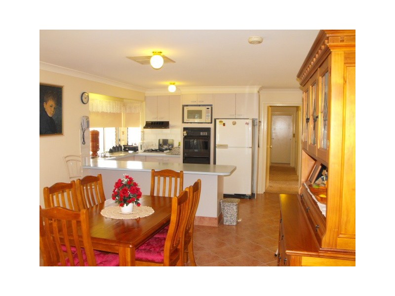 33 Middleton street, Parkes NSW 2870