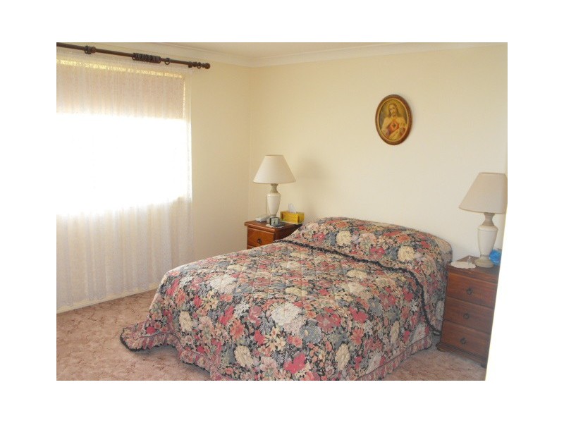 33 Middleton street, Parkes NSW 2870