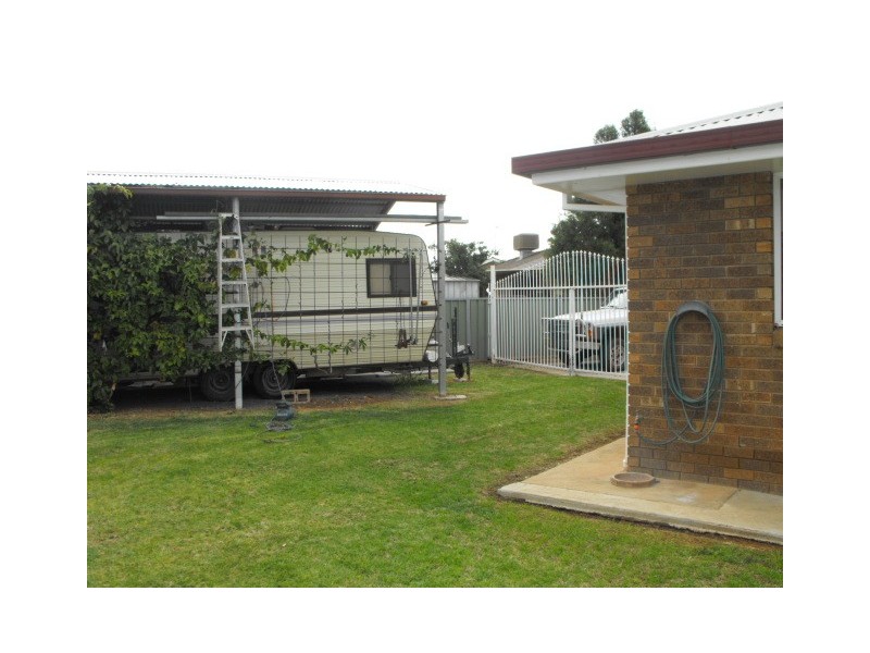 33 Middleton street, Parkes NSW 2870