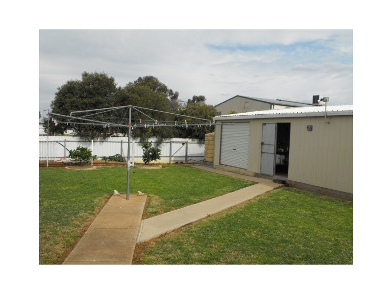 33 Middleton street, Parkes NSW 2870