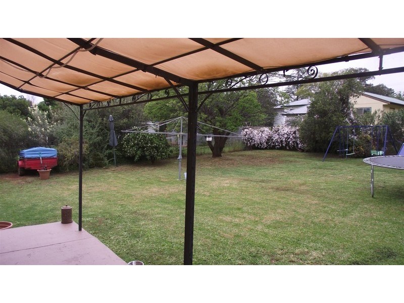 30 Moor Street, Parkes NSW 2870