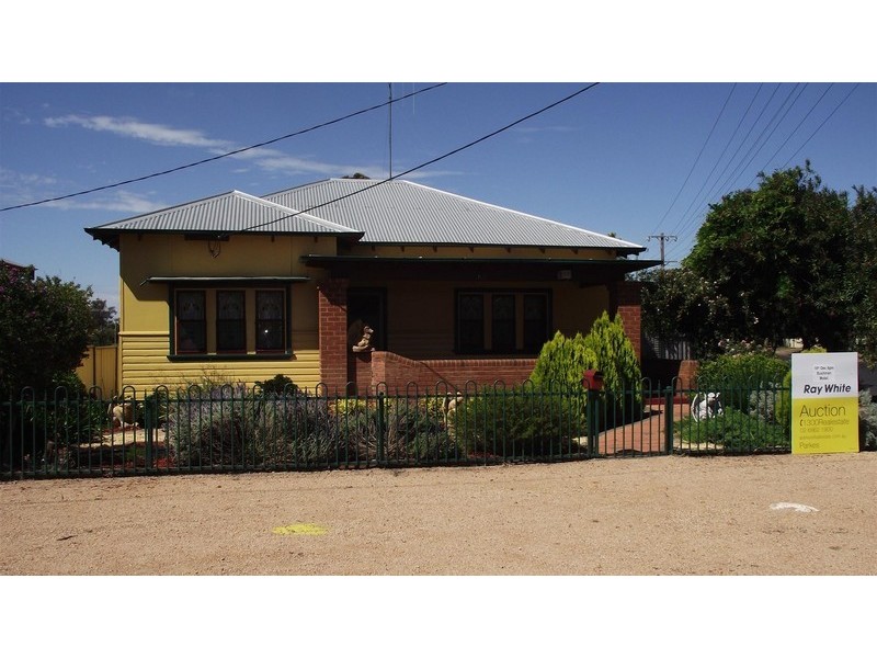 69  Cecile Street, Parkes NSW 2870