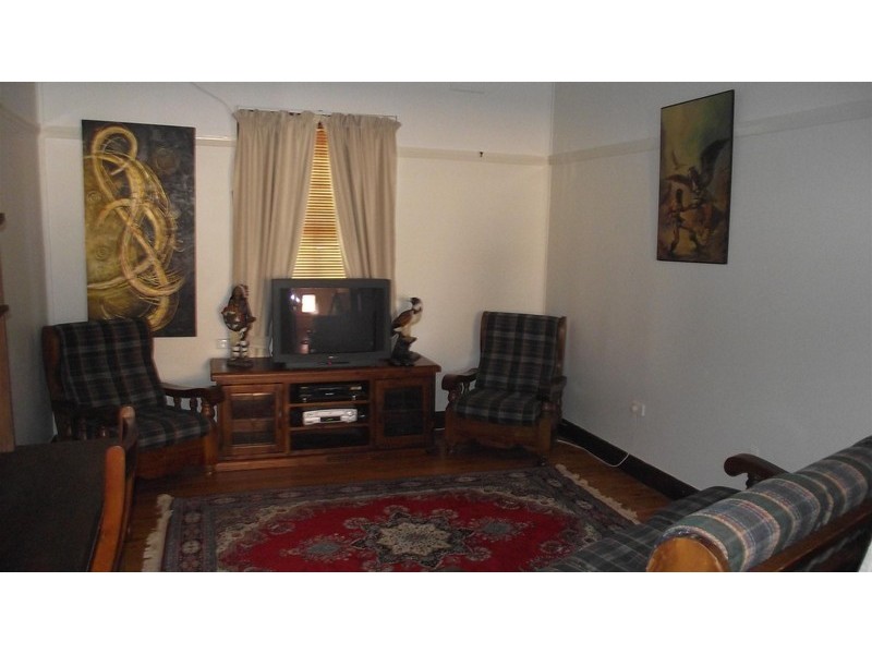 69  Cecile Street, Parkes NSW 2870