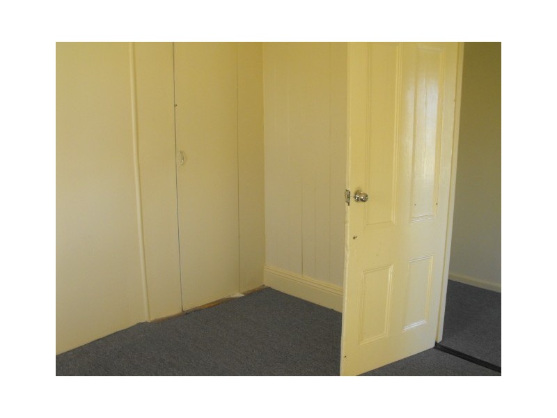 12 Gap Street, Parkes NSW 2870