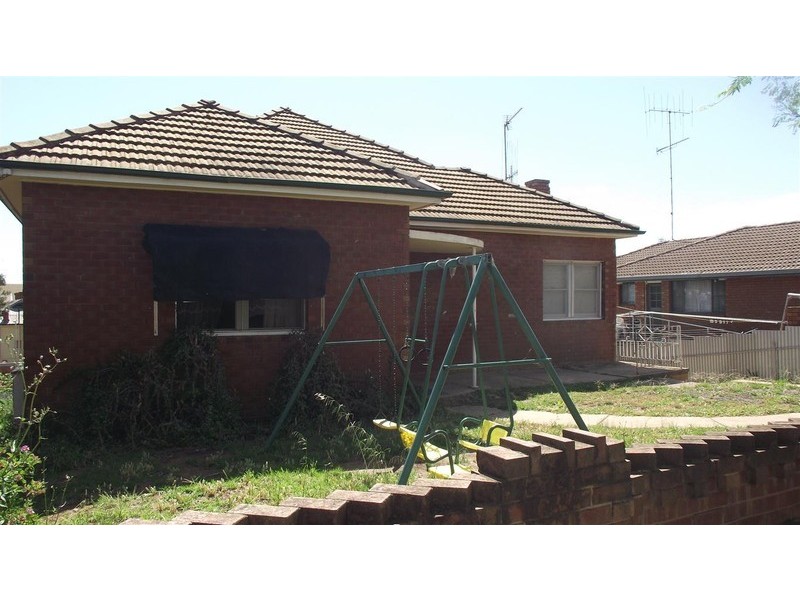 32a Currajong street, Parkes NSW 2870