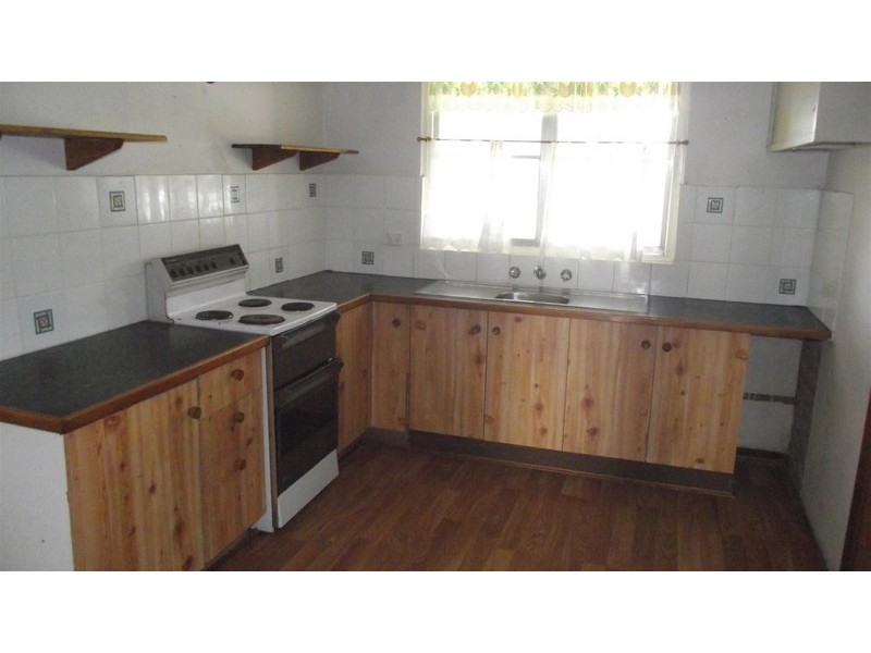 11 Cooke Street, Parkes NSW 2870