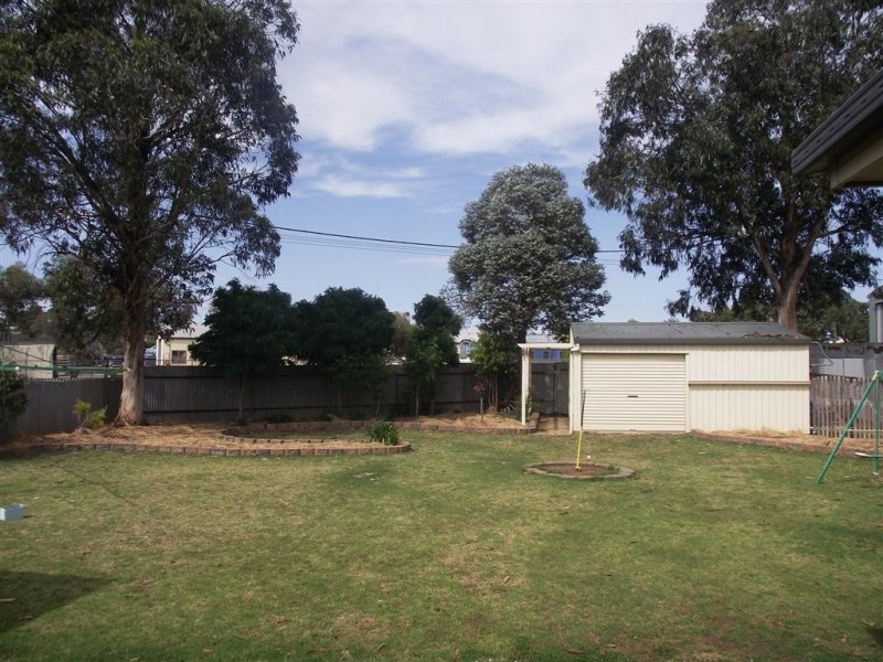 6 Caledonia Street, Parkes NSW 2870