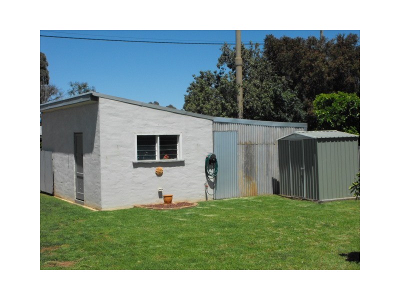 109 Dalton Street, Parkes NSW 2870