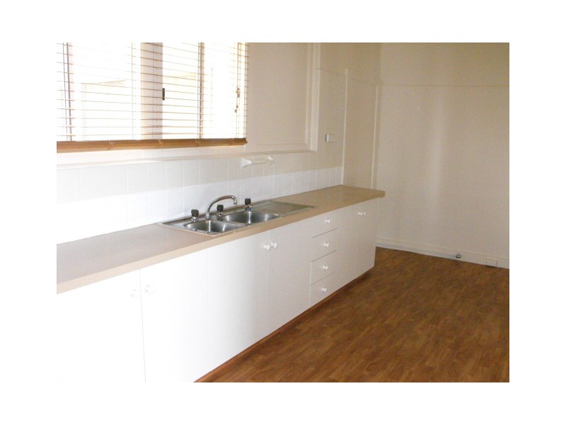 61 Nanima Street, Eugowra NSW 2806