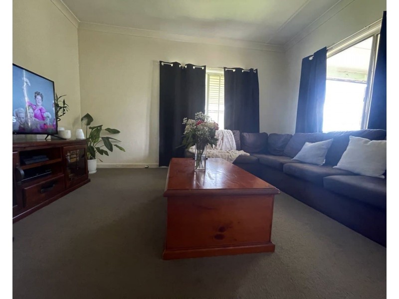 5 Callaghan Street, Parkes NSW 2870