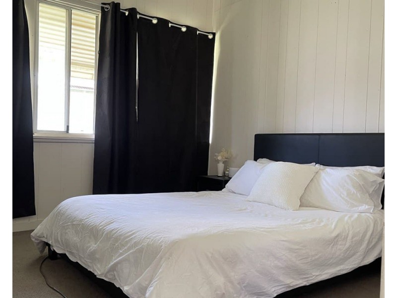 5 Callaghan Street, Parkes NSW 2870