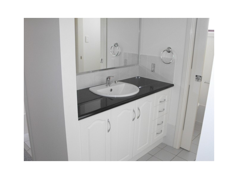 18 Brookview Street, Trundle NSW 2875