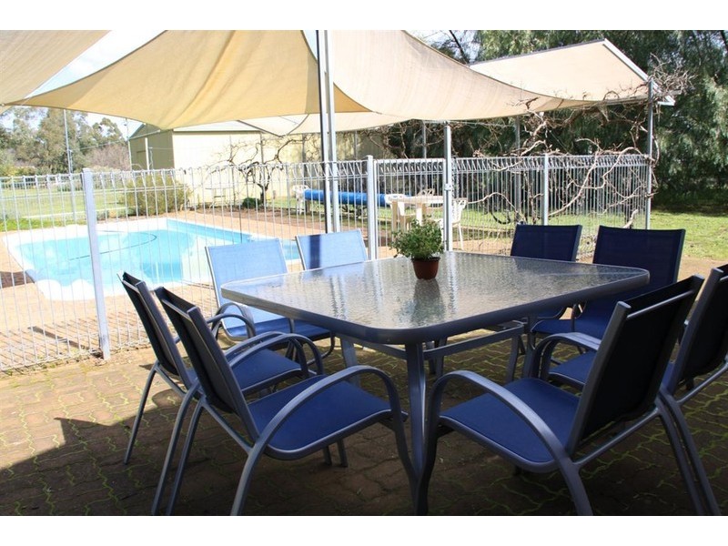 17 Kelly Road, Parkes NSW 2870