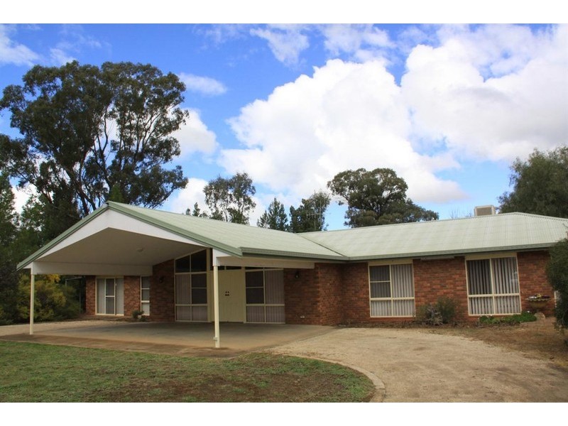 17 Kelly Road, Parkes NSW 2870