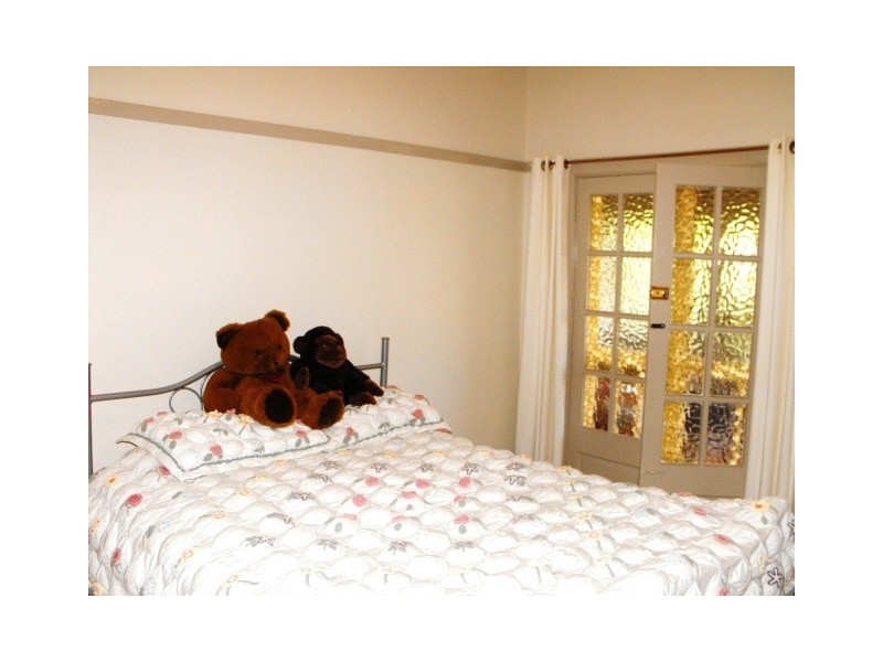 404 Clarinda Street, Parkes NSW 2870