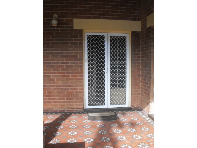 404 Clarinda Street, Parkes NSW 2870