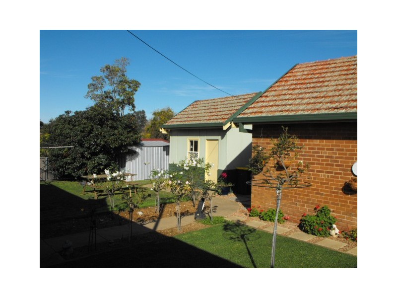 404 Clarinda Street, Parkes NSW 2870