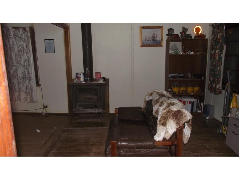 10 Oxley Street, Parkes NSW 2870