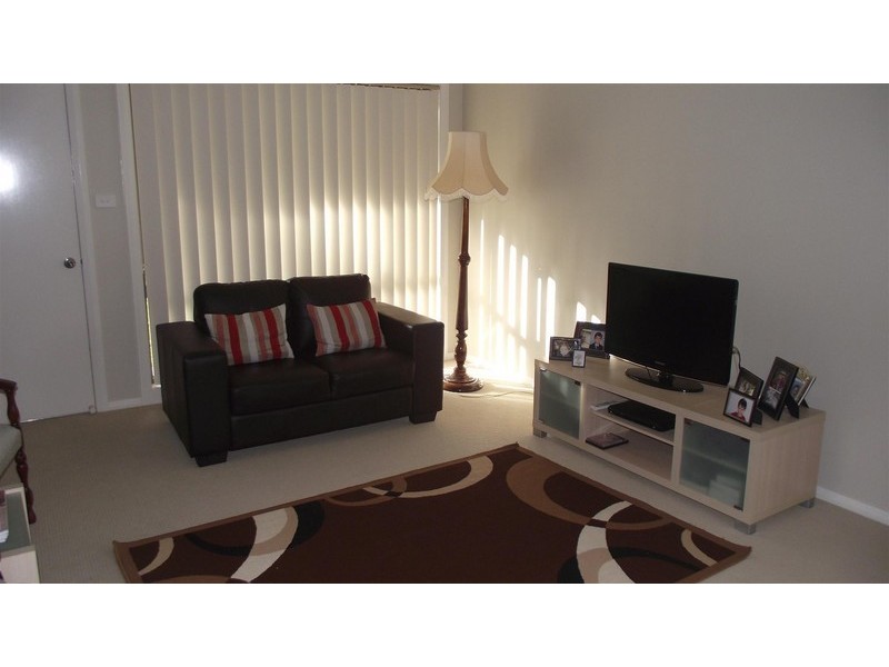 27 Wentworth Street, Parkes NSW 2870