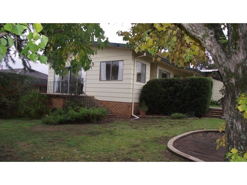 4 Lorking Street, Parkes NSW 2870