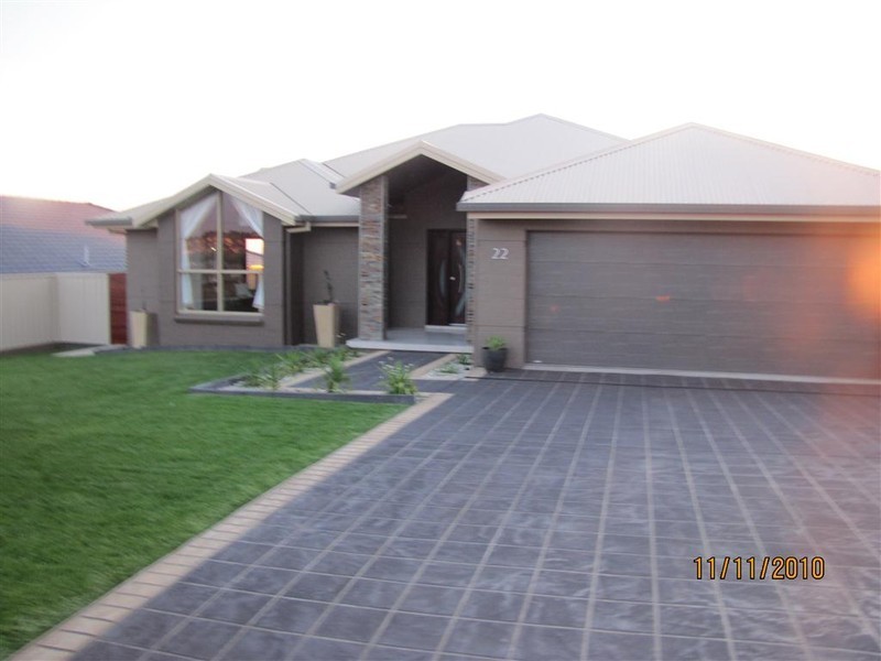 22 Rosewood Avenue, Parkes NSW 2870