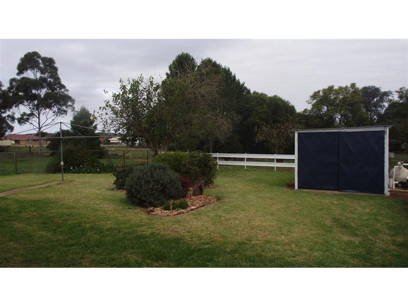 71 Mitchell Street, Parkes NSW 2870