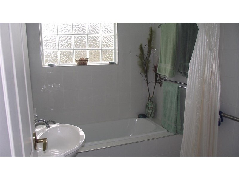 71 Mitchell Street, Parkes NSW 2870