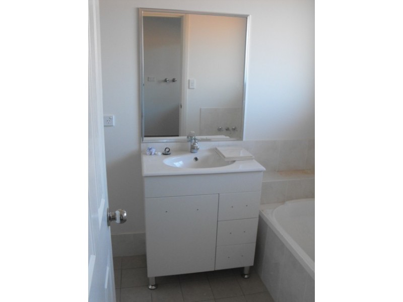 Lot 77 Park Street, Parkes NSW 2870